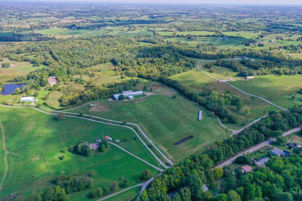 1013 Old Mitchellsburg Road Parksville KY 40464