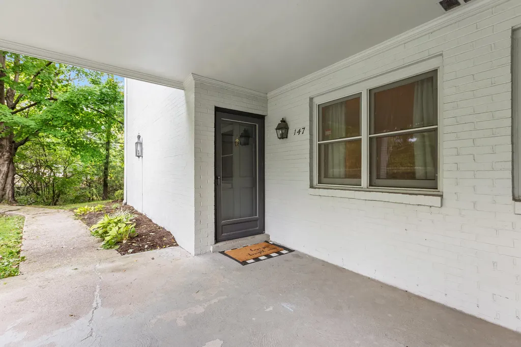 395 Redding Road Lexington KY 40517