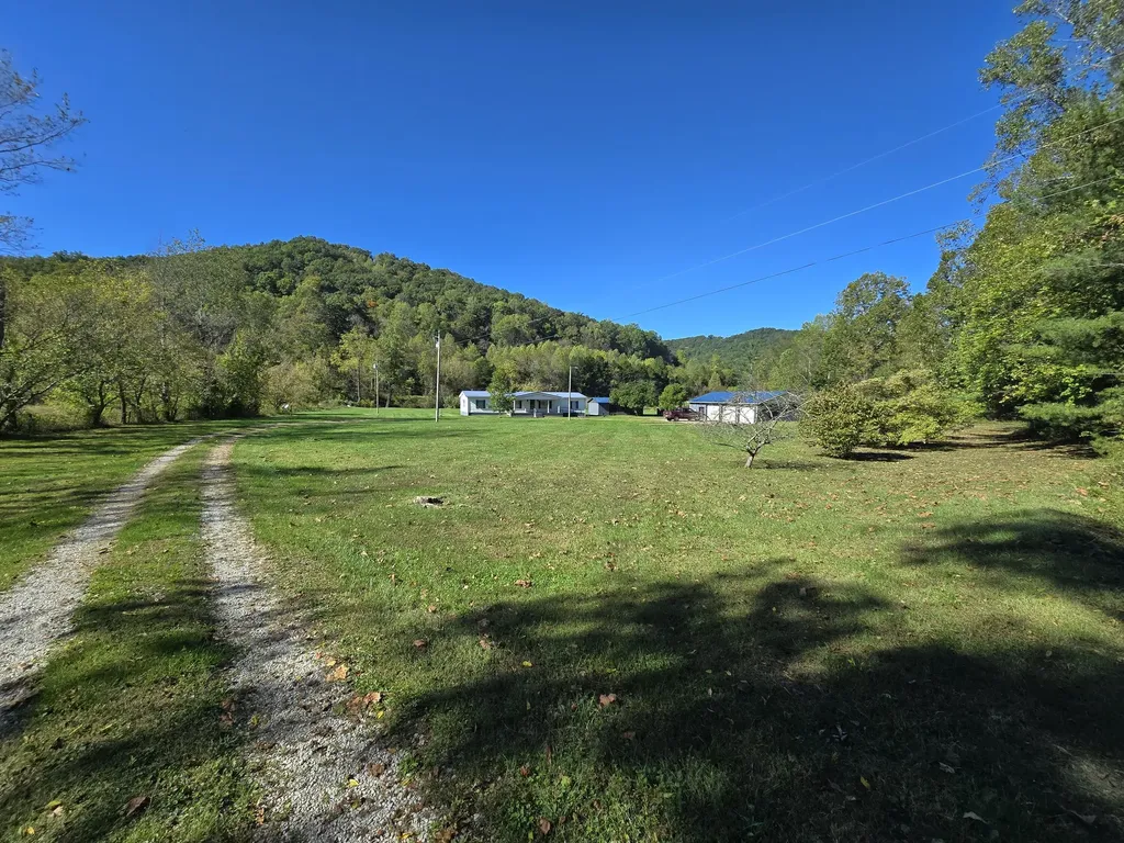 163 Eulett Lane Vanceburg KY 41179