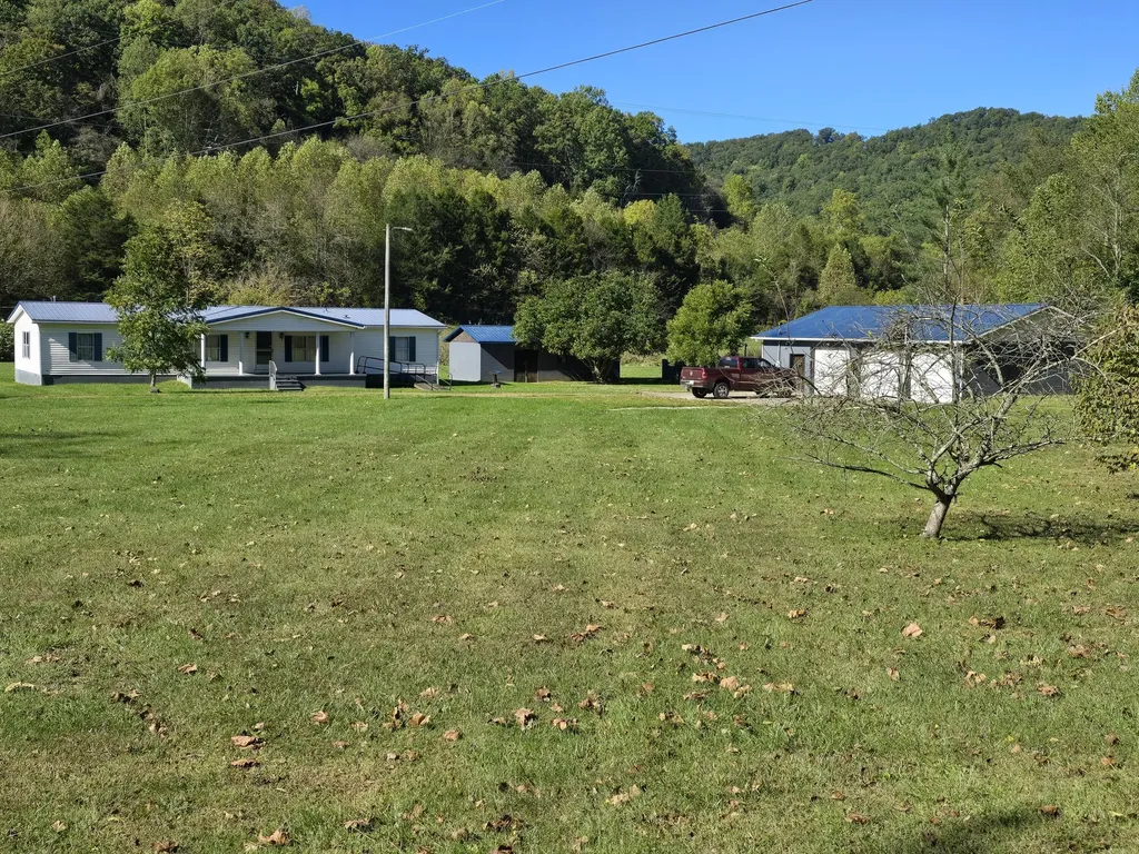 163 Eulett Lane Vanceburg KY 41179