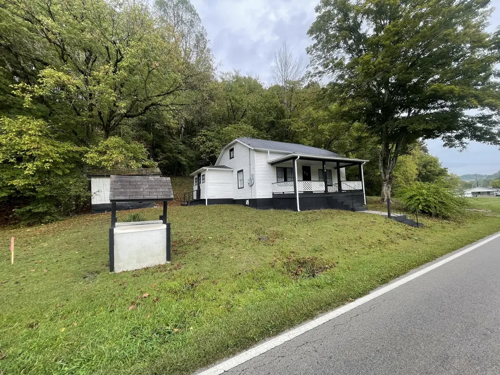 Frenchburg KY, 715 36 Highway