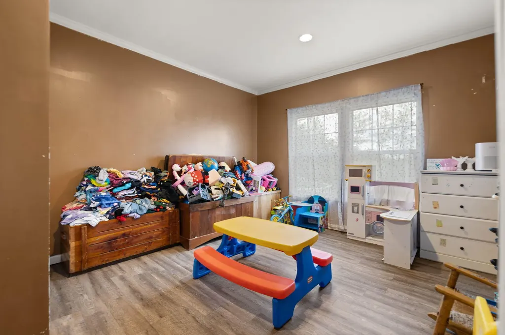 90 Damy Lane Campton KY 41301