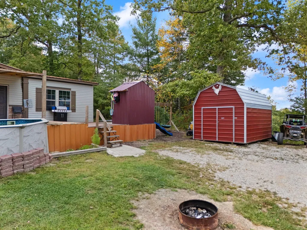 90 Damy Lane Campton KY 41301