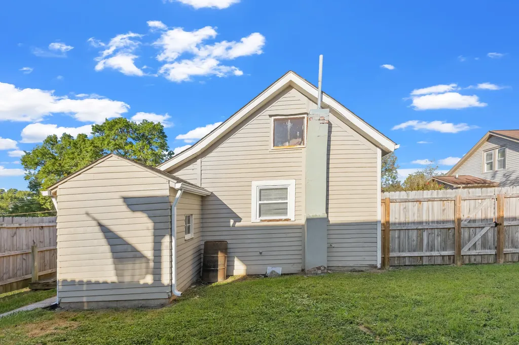 145 Myrtle Avenue Frankfort KY 40601