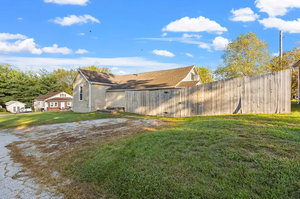 145 Myrtle Avenue Frankfort KY 40601