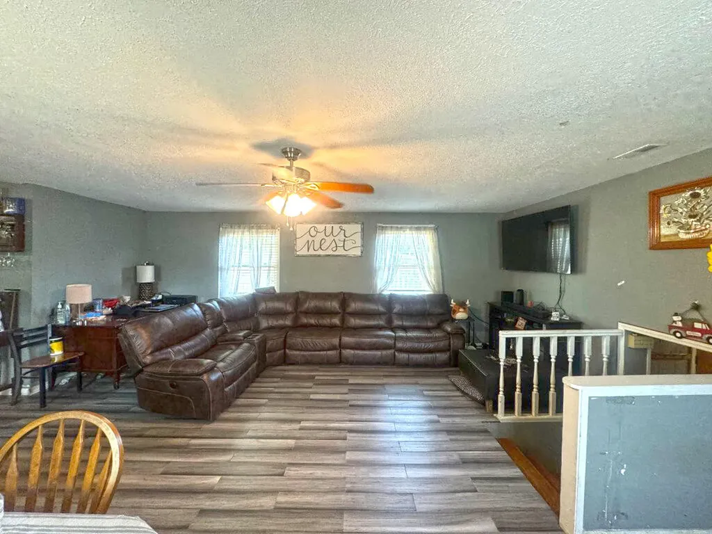 248 Parrish Avenue Paris KY 40361