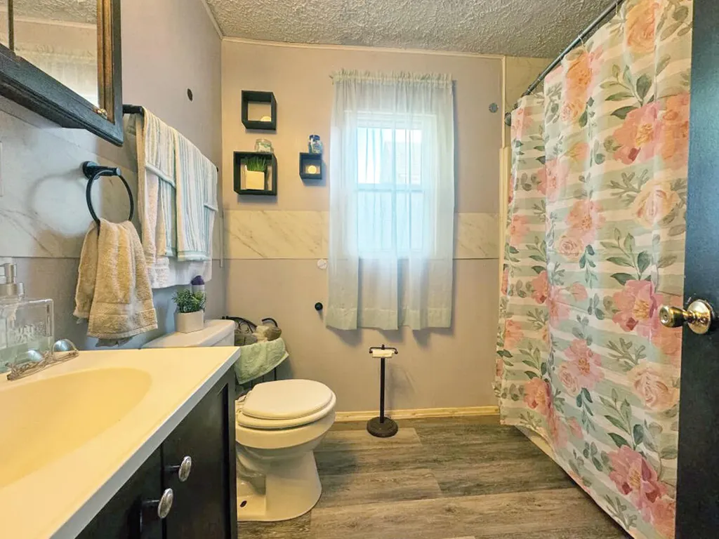248 Parrish Avenue Paris KY 40361