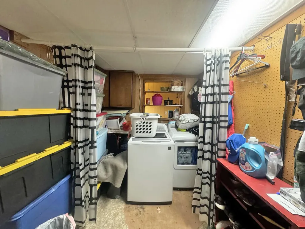 248 Parrish Avenue Paris KY 40361