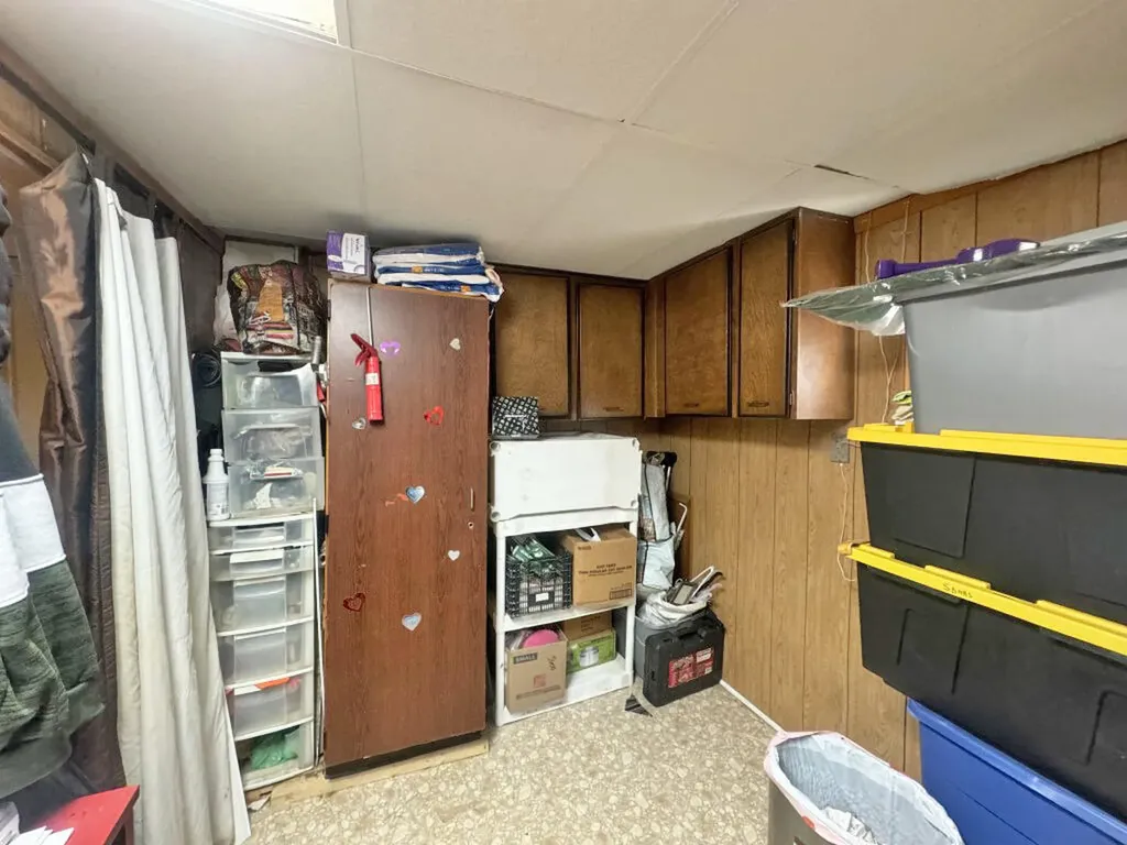 248 Parrish Avenue Paris KY 40361