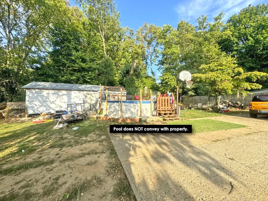 248 Parrish Avenue Paris KY 40361