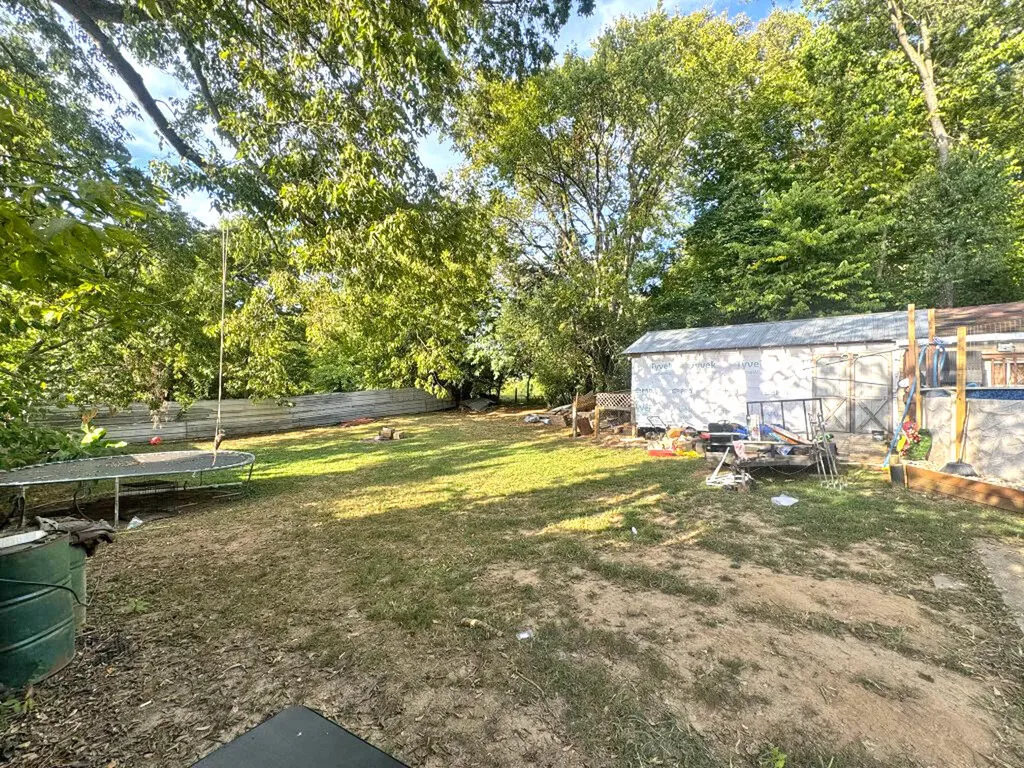 248 Parrish Avenue Paris KY 40361
