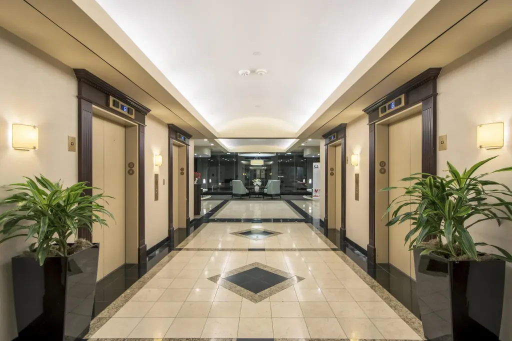 333 W Vine Street Lexington KY 40507