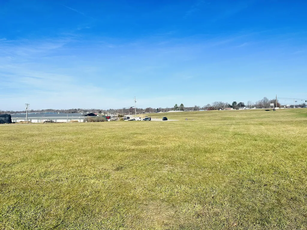 13 Eagle Lake Drive Lawrenceburg KY 40342