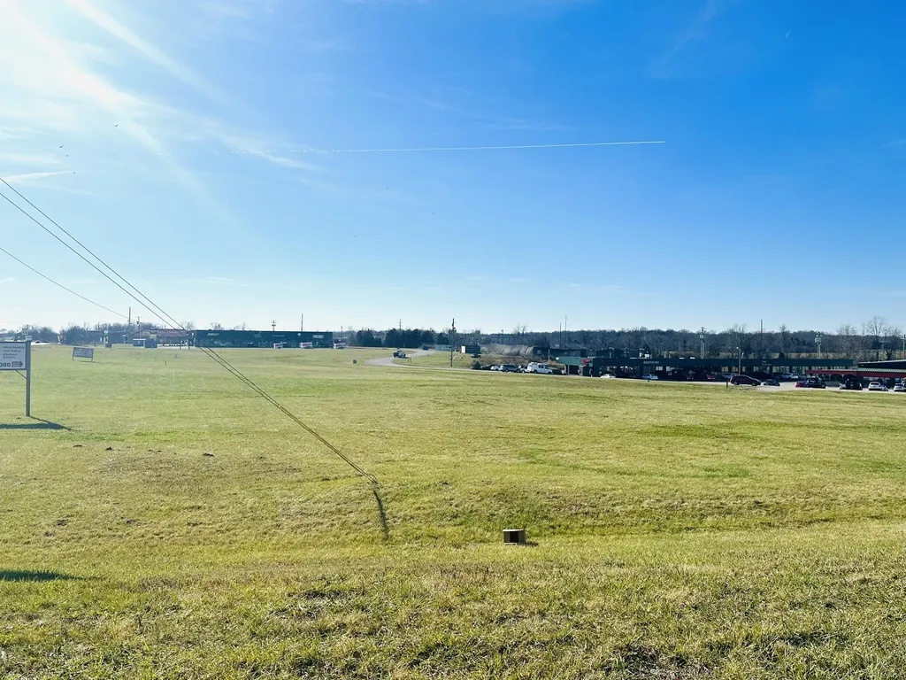13 Eagle Lake Drive Lawrenceburg KY 40342