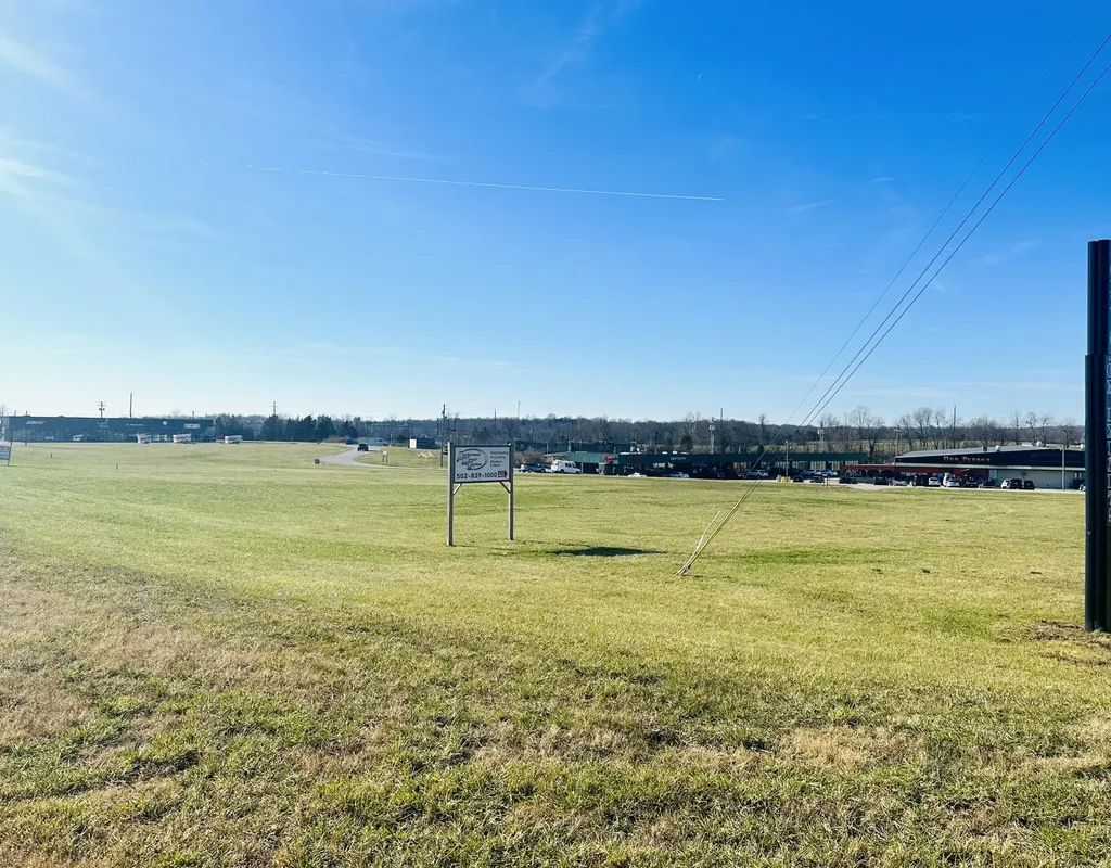 14 Eagle Lake Drive Lawrenceburg KY 40342
