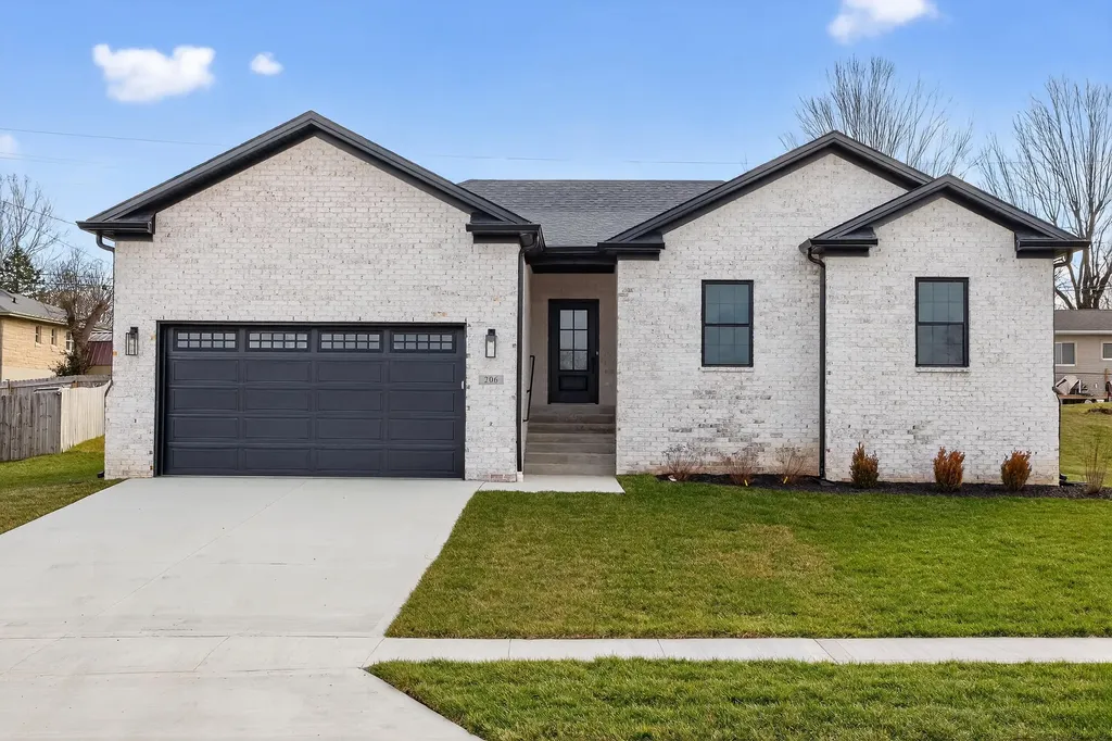 206 Jett Drive Winchester KY 40391