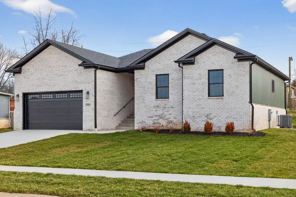 206 Jett Drive Winchester KY 40391