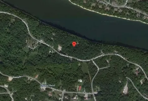 510 Lakeview Avenue Burnside KY 41519