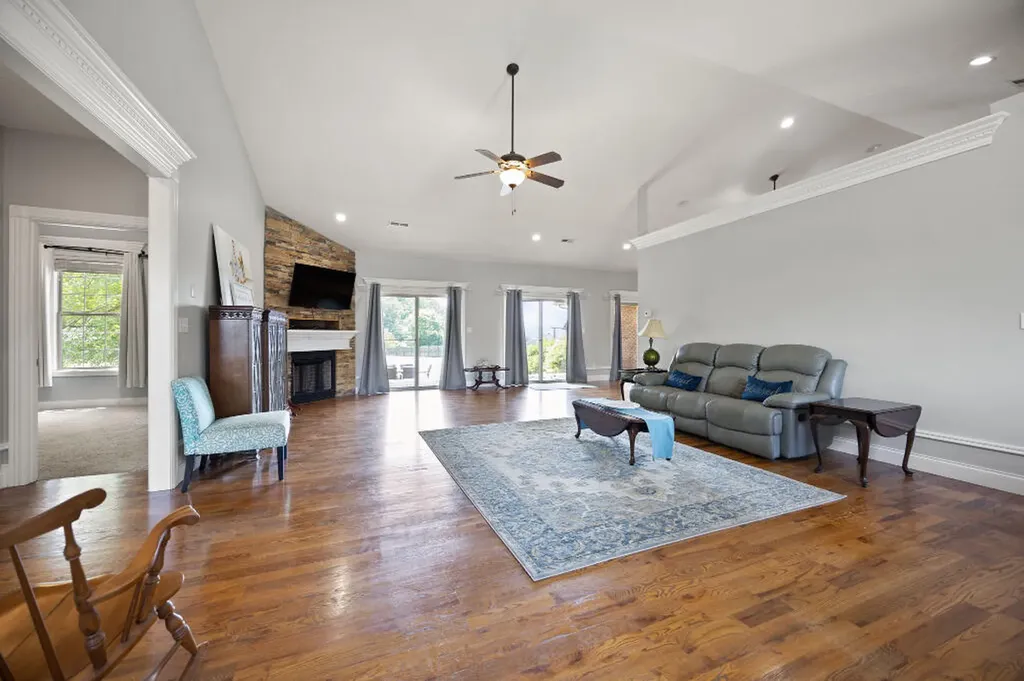 205 Kolsons Landing Drive Somerset KY 42503