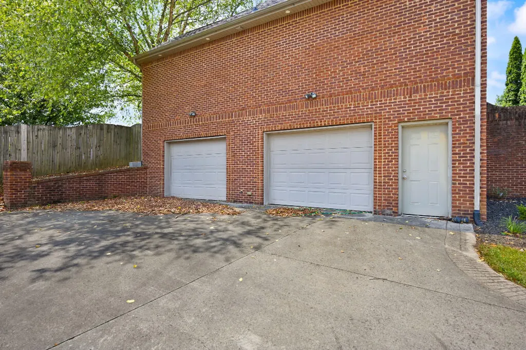 205 Kolsons Landing Drive Somerset KY 42503