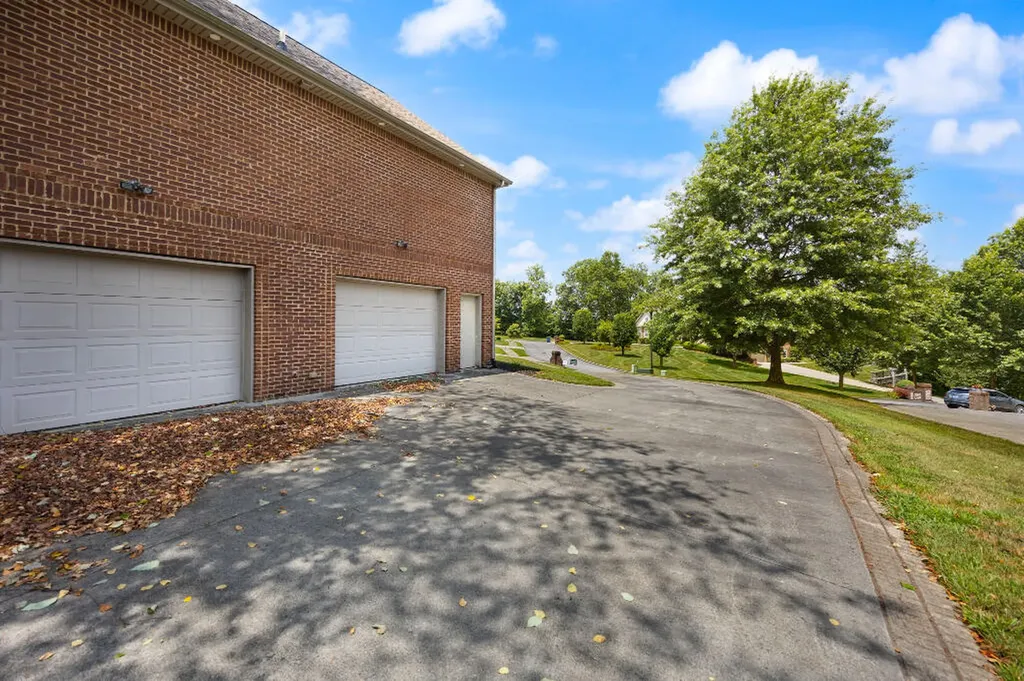 205 Kolsons Landing Drive Somerset KY 42503