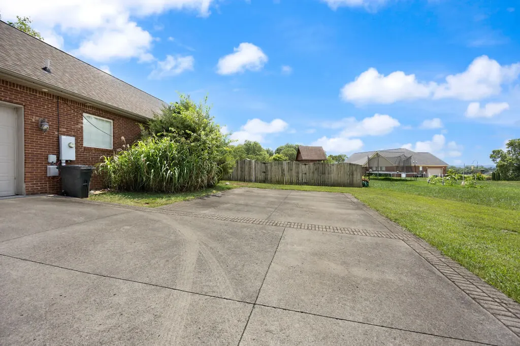 205 Kolsons Landing Drive Somerset KY 42503
