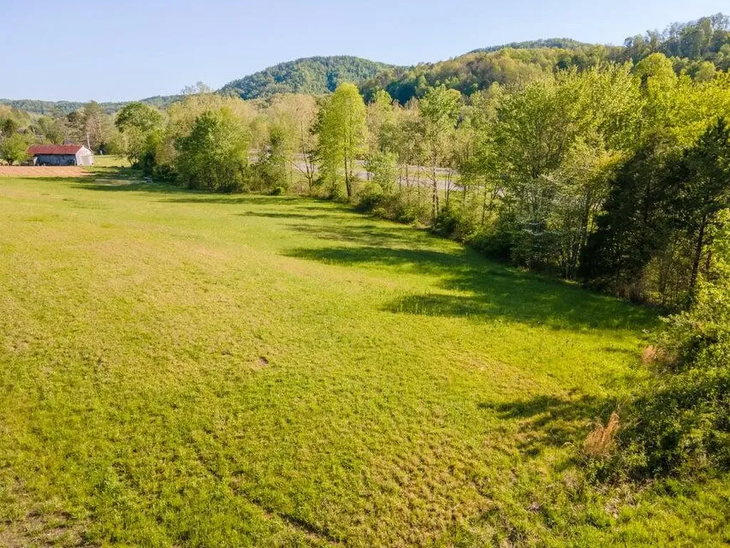 999 E 25 Highway Gray KY 40734