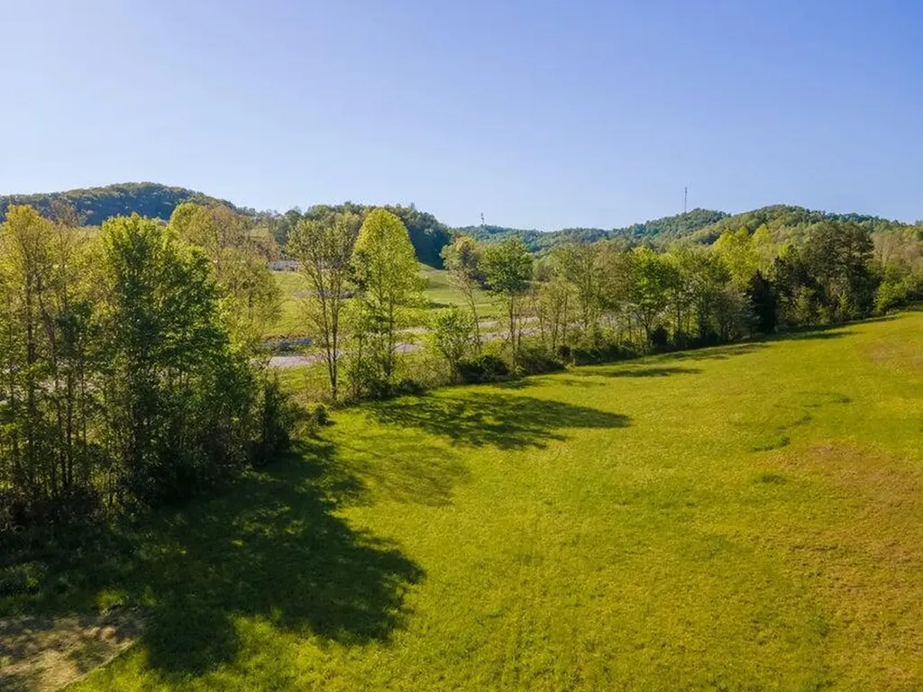999 E 25 Highway Gray KY 40734