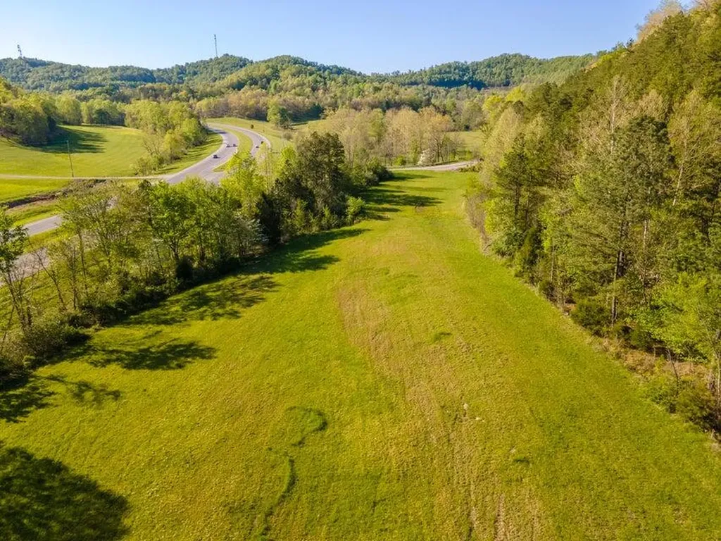 999 E 25 Highway Gray KY 40734