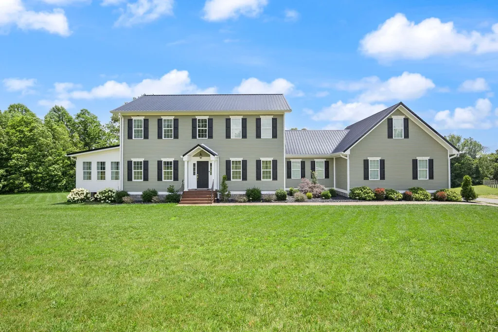 217 N Cave Springs Road Somerset KY 42503