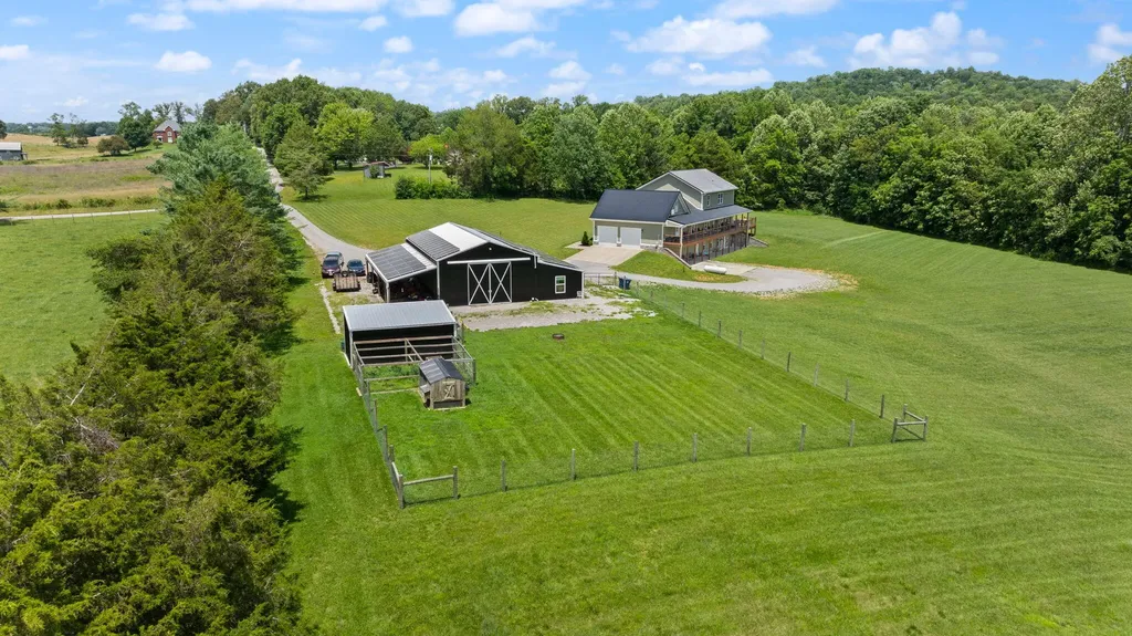 217 N Cave Springs Road Somerset KY 42503