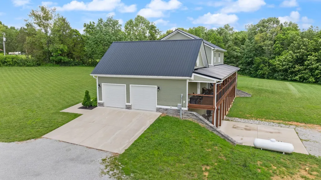 217 N Cave Springs Road Somerset KY 42503