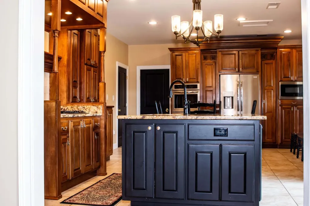 217 N Cave Springs Road Somerset KY 42503