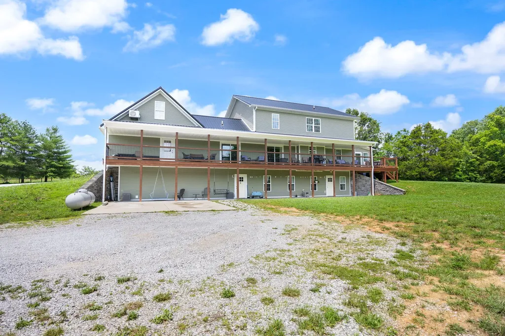 217 N Cave Springs Road Somerset KY 42503