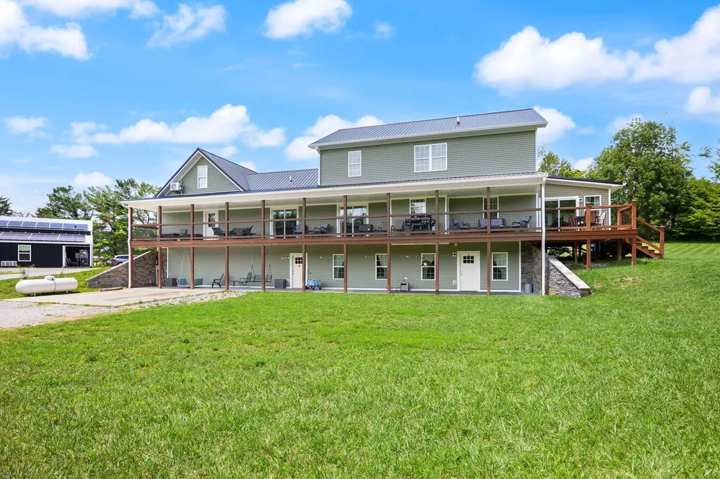 217 N Cave Springs Road Somerset KY 42503