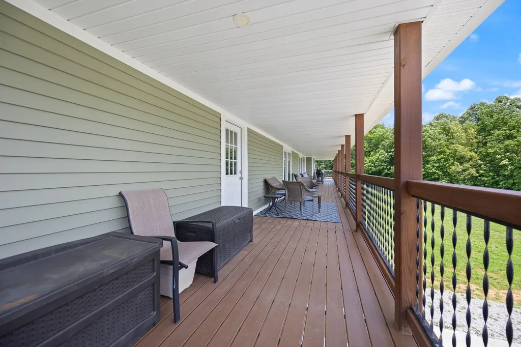 217 N Cave Springs Road Somerset KY 42503