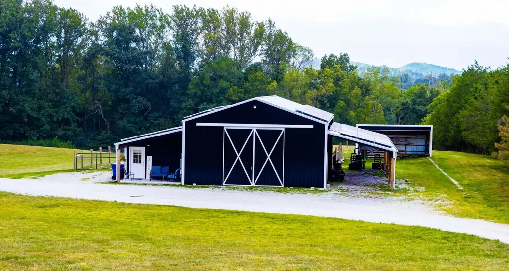 217 N Cave Springs Road Somerset KY 42503