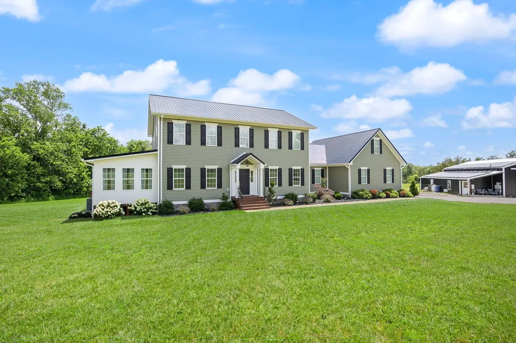 217 N Cave Springs Road Somerset KY 42503