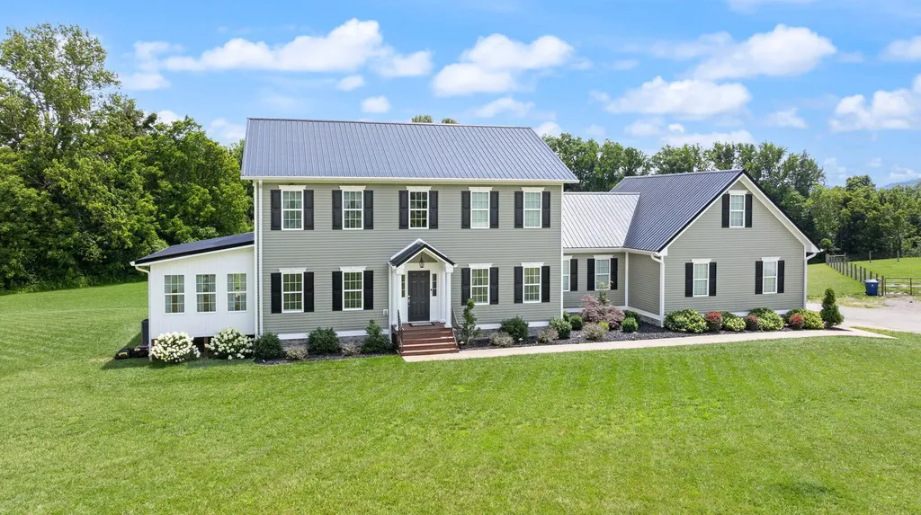 217 N Cave Springs Road Somerset KY 42503