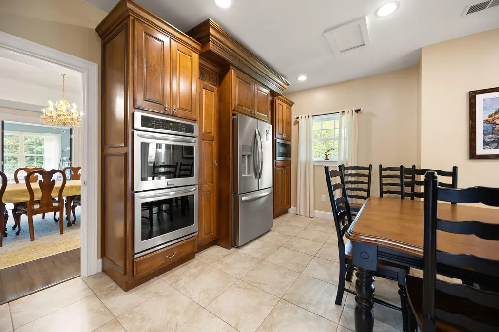 217 N Cave Springs Road Somerset KY 42503