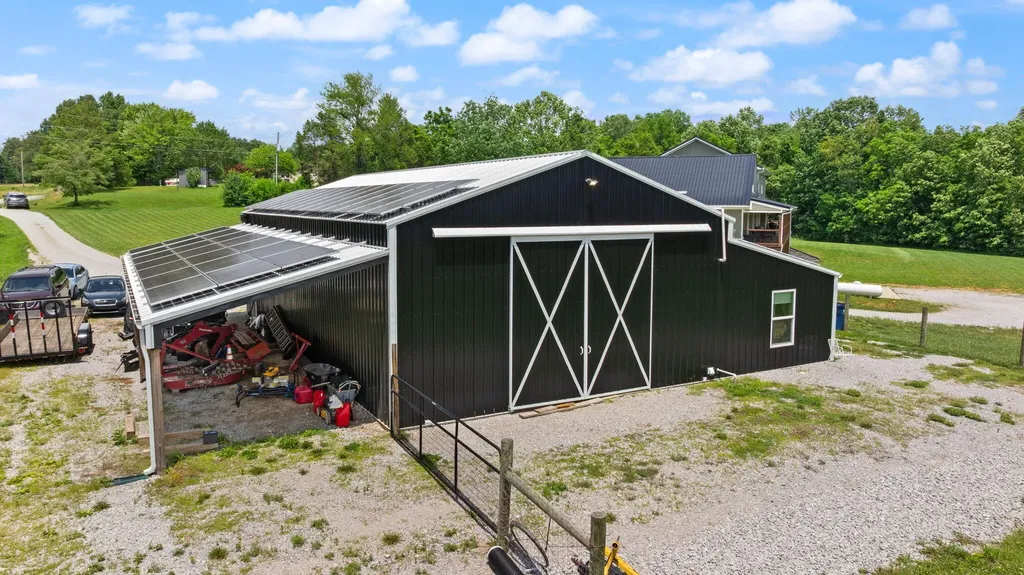 217 N Cave Springs Road Somerset KY 42503