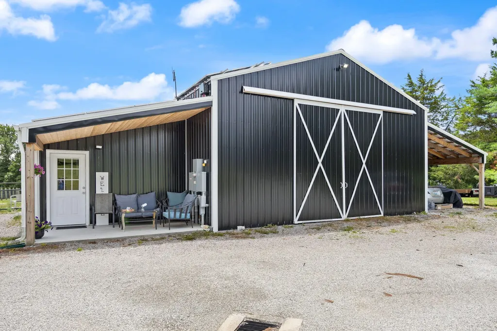 217 N Cave Springs Road Somerset KY 42503