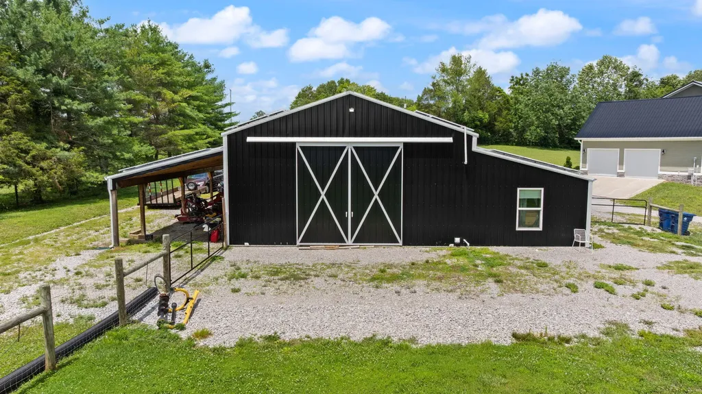 217 N Cave Springs Road Somerset KY 42503