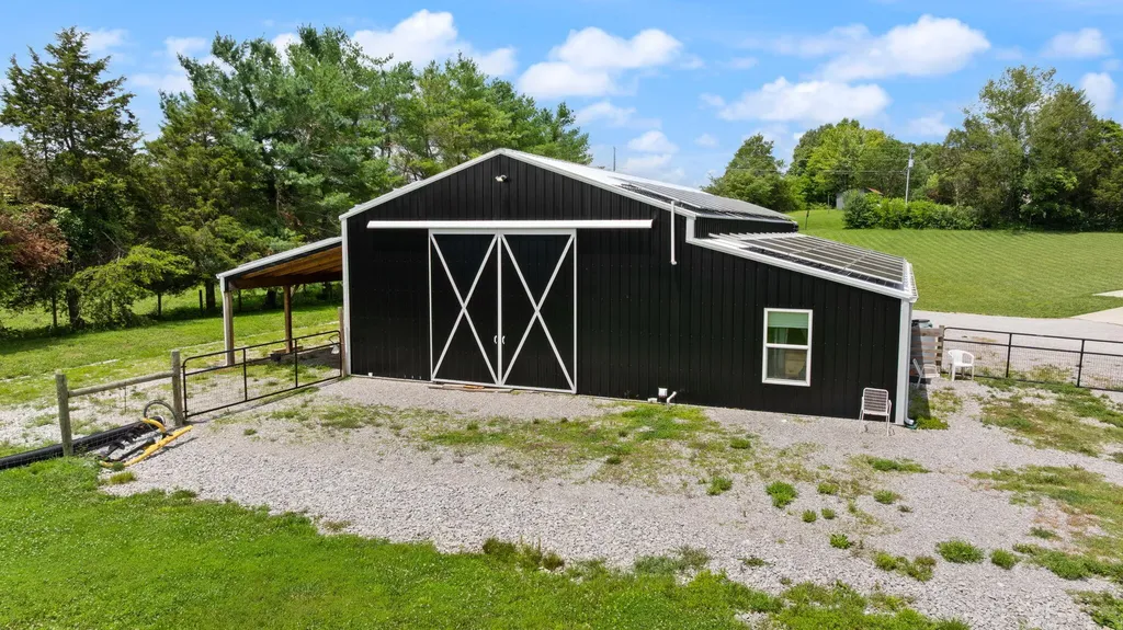 217 N Cave Springs Road Somerset KY 42503