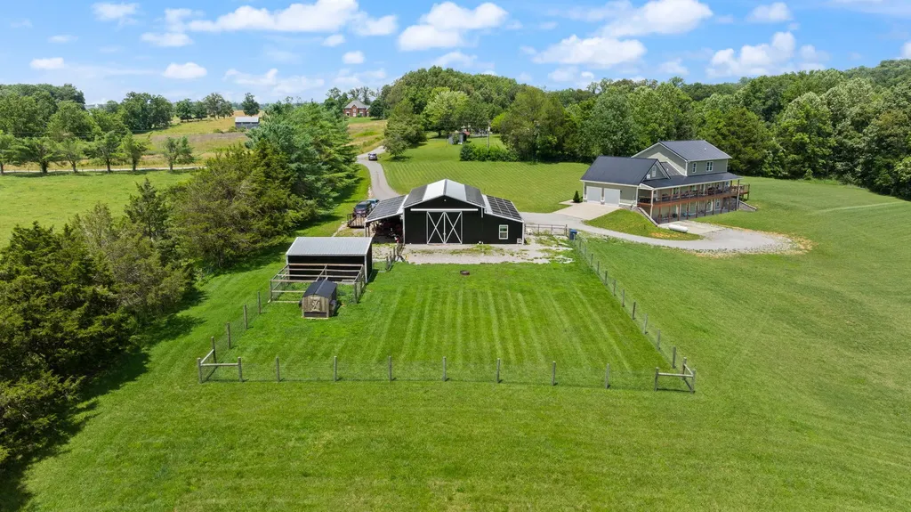 217 N Cave Springs Road Somerset KY 42503