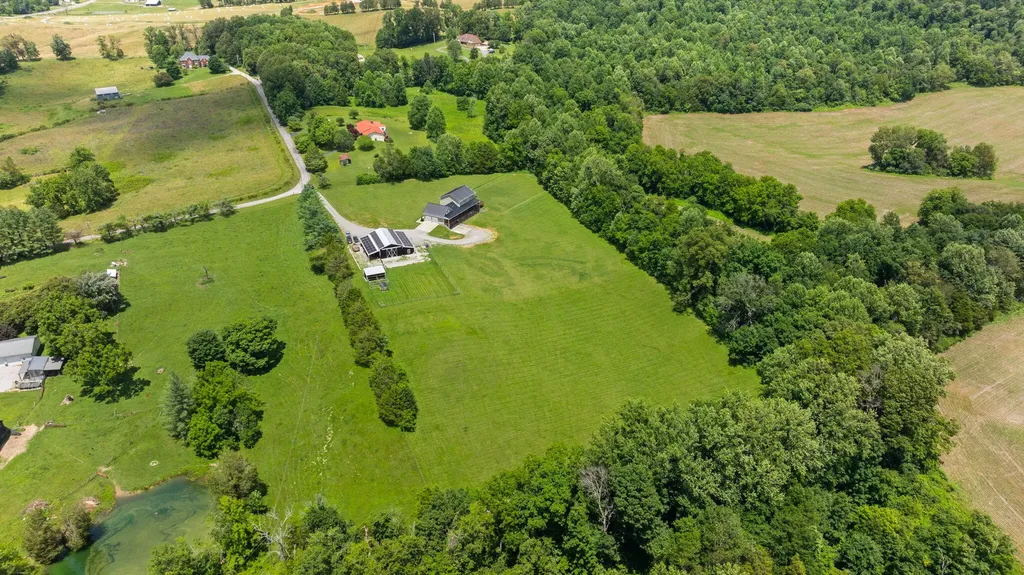 217 N Cave Springs Road Somerset KY 42503
