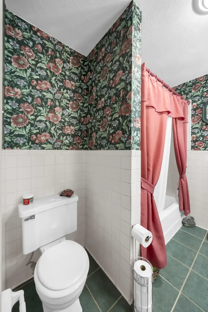 175 N Bend Road Stanton KY 40380