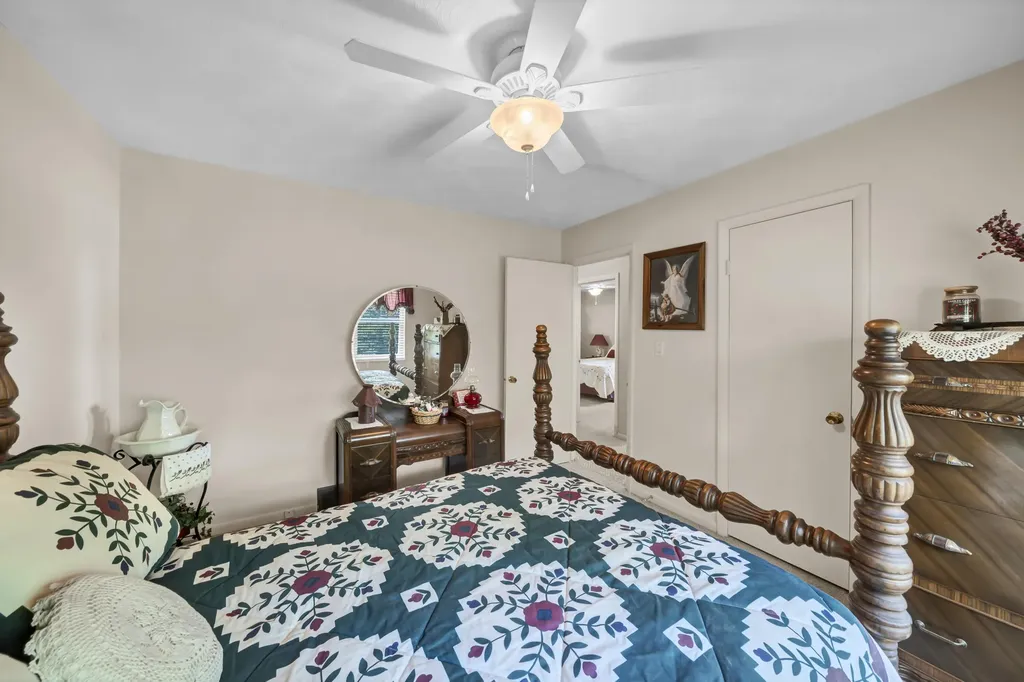 175 N Bend Road Stanton KY 40380