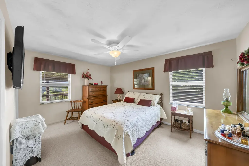 175 N Bend Road Stanton KY 40380