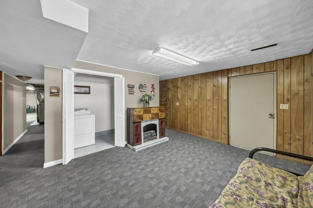175 N Bend Road Stanton KY 40380